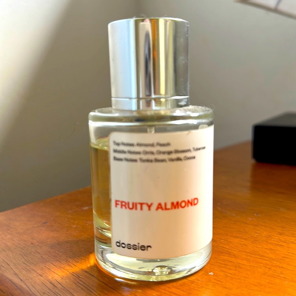 Dossier Fruity Almond Perfume